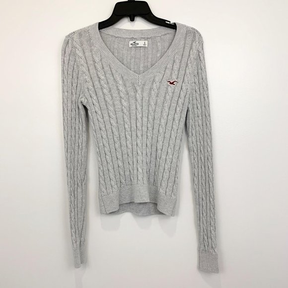 Vneck Sweater Cable Knit 